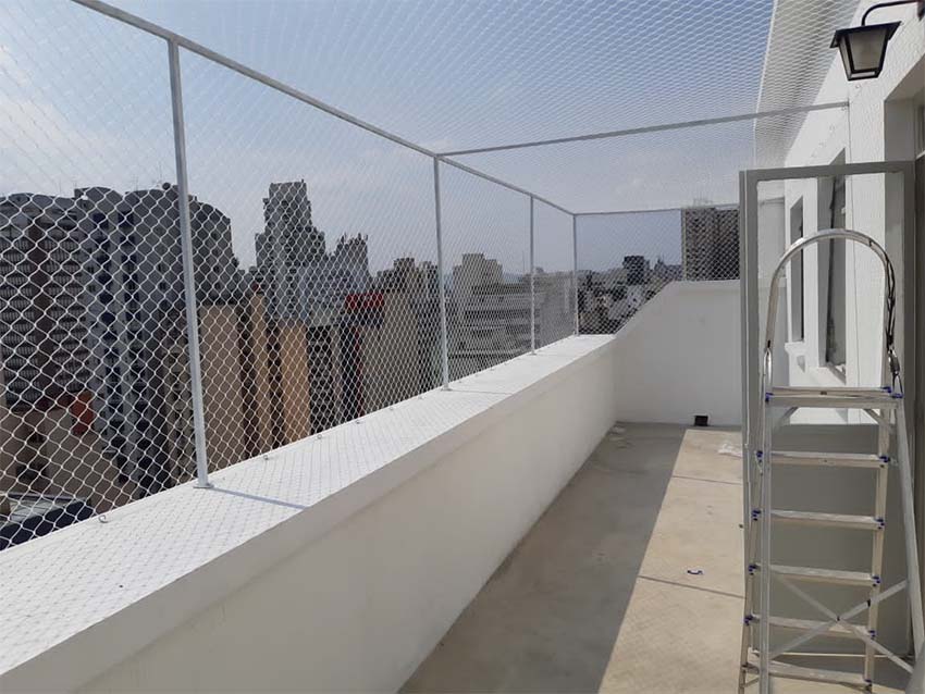 Redes Invísiveis Para Gatos Em Apartamentos