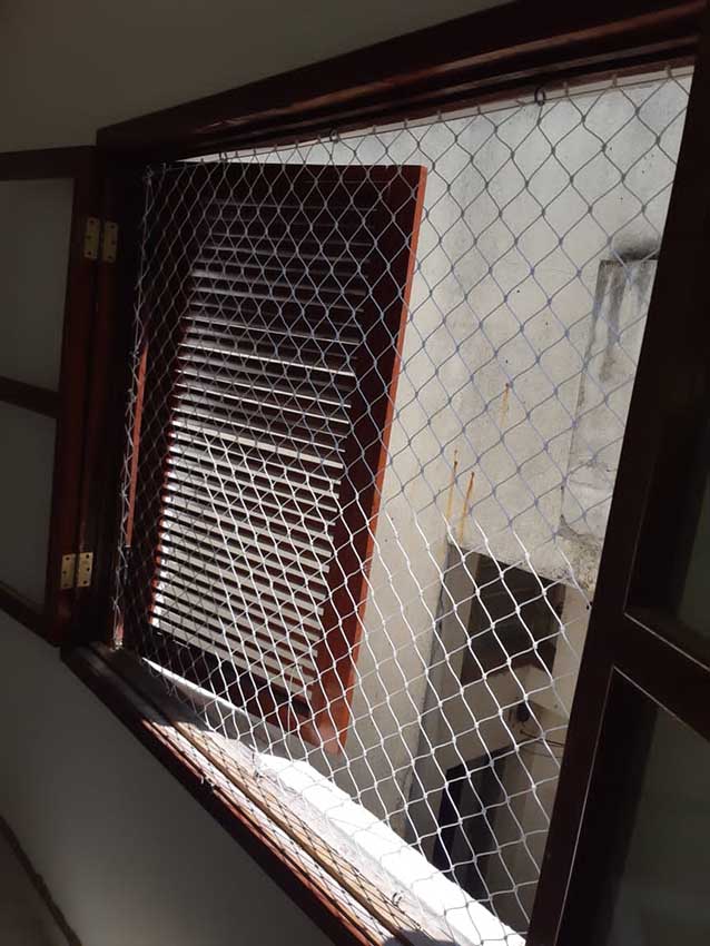 Telas Para Janelas Com Gatos e Crianças Com Proteção